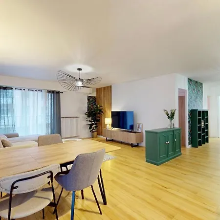 Apartment Cosy, 1 Bedroom Near Port Nice